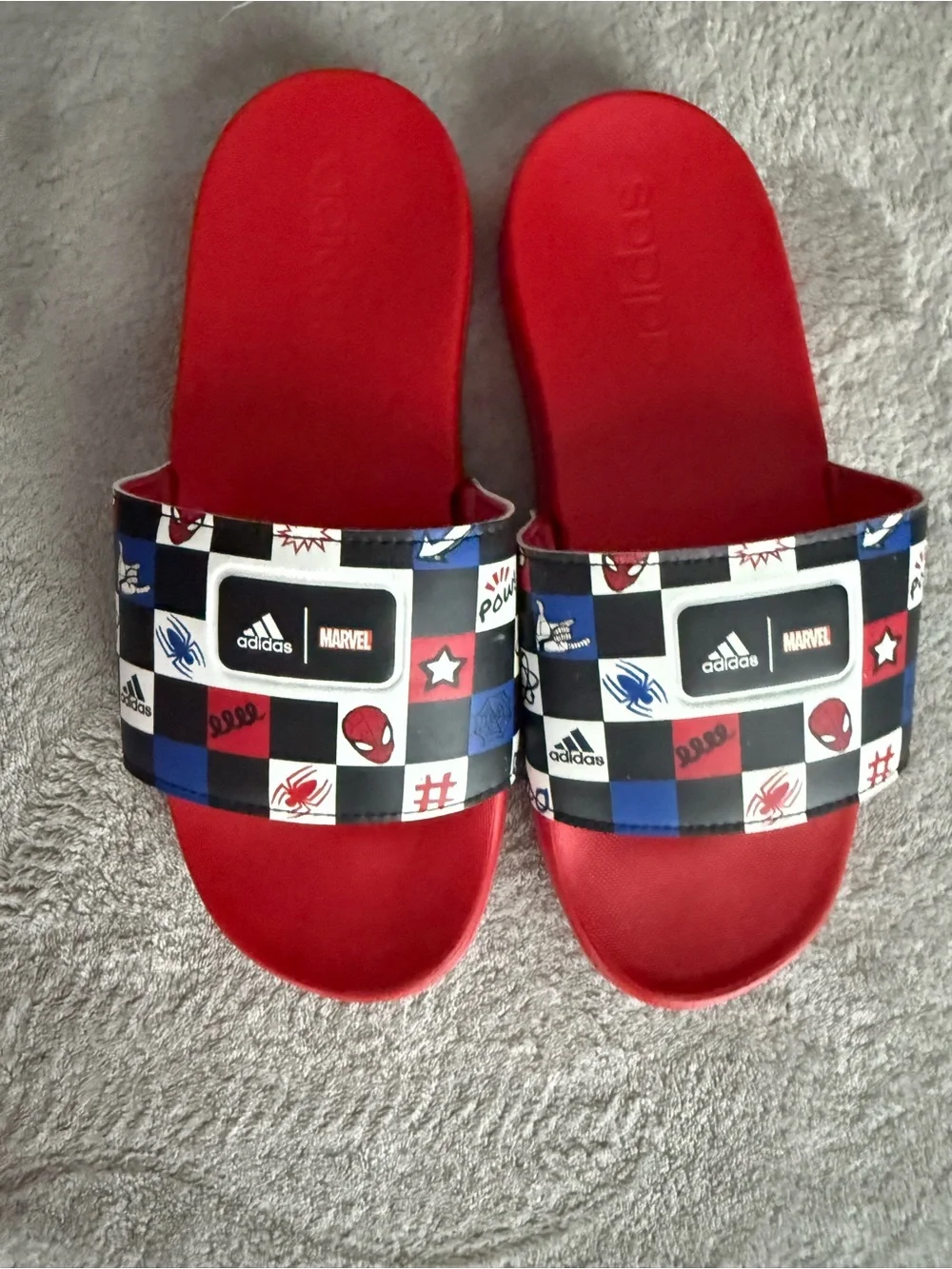 Adidas Marvel Spiderman Slides Kids Sz 3 - worn 1x